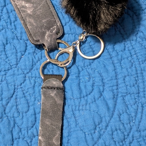 Keychain Or Bag Charm Black Fur Pom Pom Keychain - Picture 2 of 14